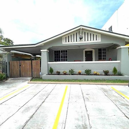 Private Room In The Heart Of Calle Ocho Miami Esterno foto