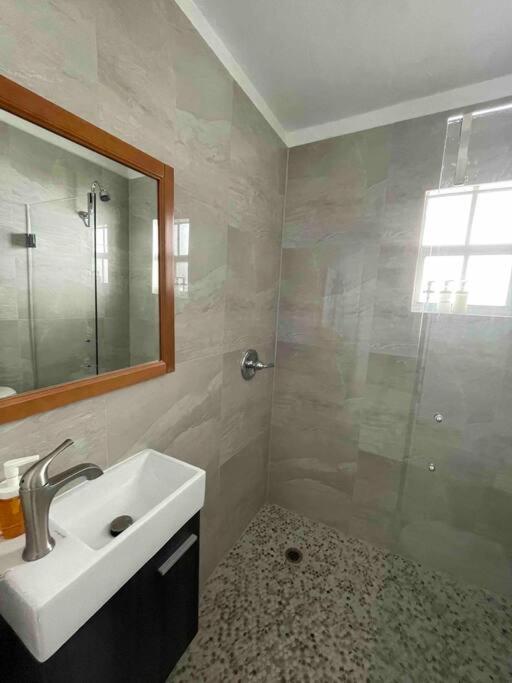 Private Room In The Heart Of Calle Ocho Miami Esterno foto