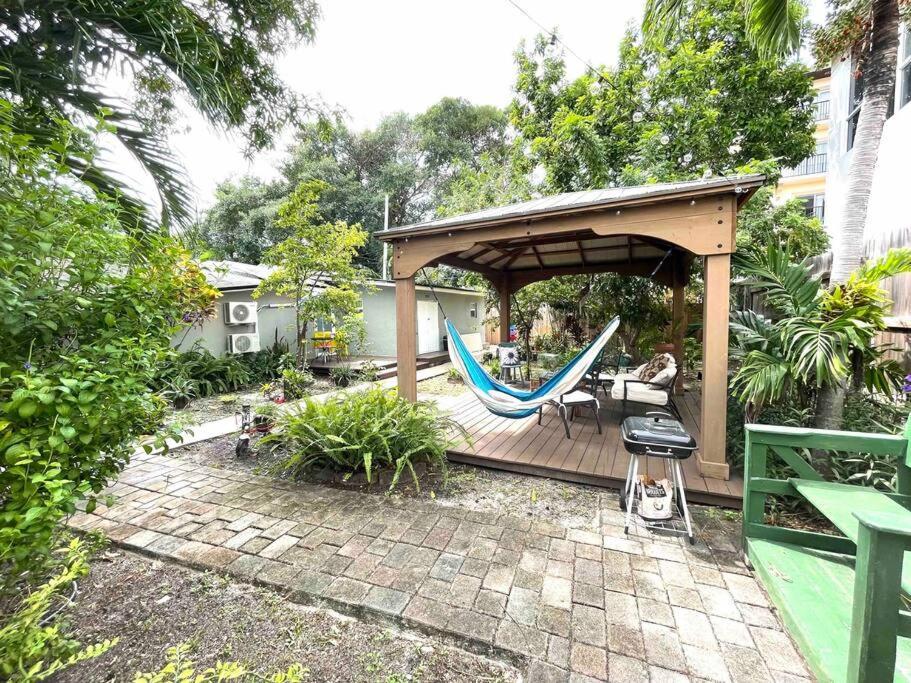 Private Room In The Heart Of Calle Ocho Miami Esterno foto